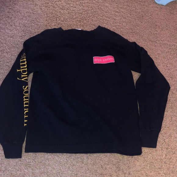 3 Simply Southern long-sleeve shirts - Picture 6 of 7